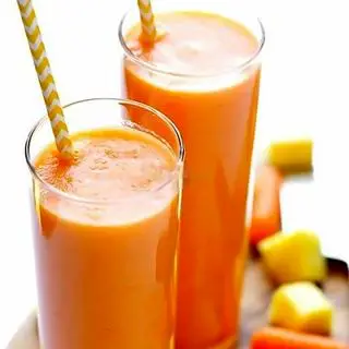 Hình ảnh Nước ép dâu cà rốt