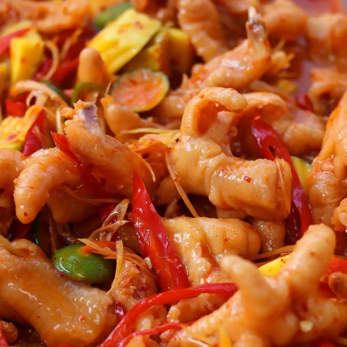 Hình ảnh Chân gà rút xương sốt thái xoài size to 1kg