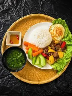 Hình ảnh Cơm bò lúc lắc