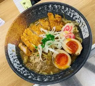 Hình ảnh Miso heo chiên giòn(豚カツ　味噌ラーメン)