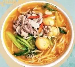 Hình ảnh Mỳ chua cay tim heo - trứng non