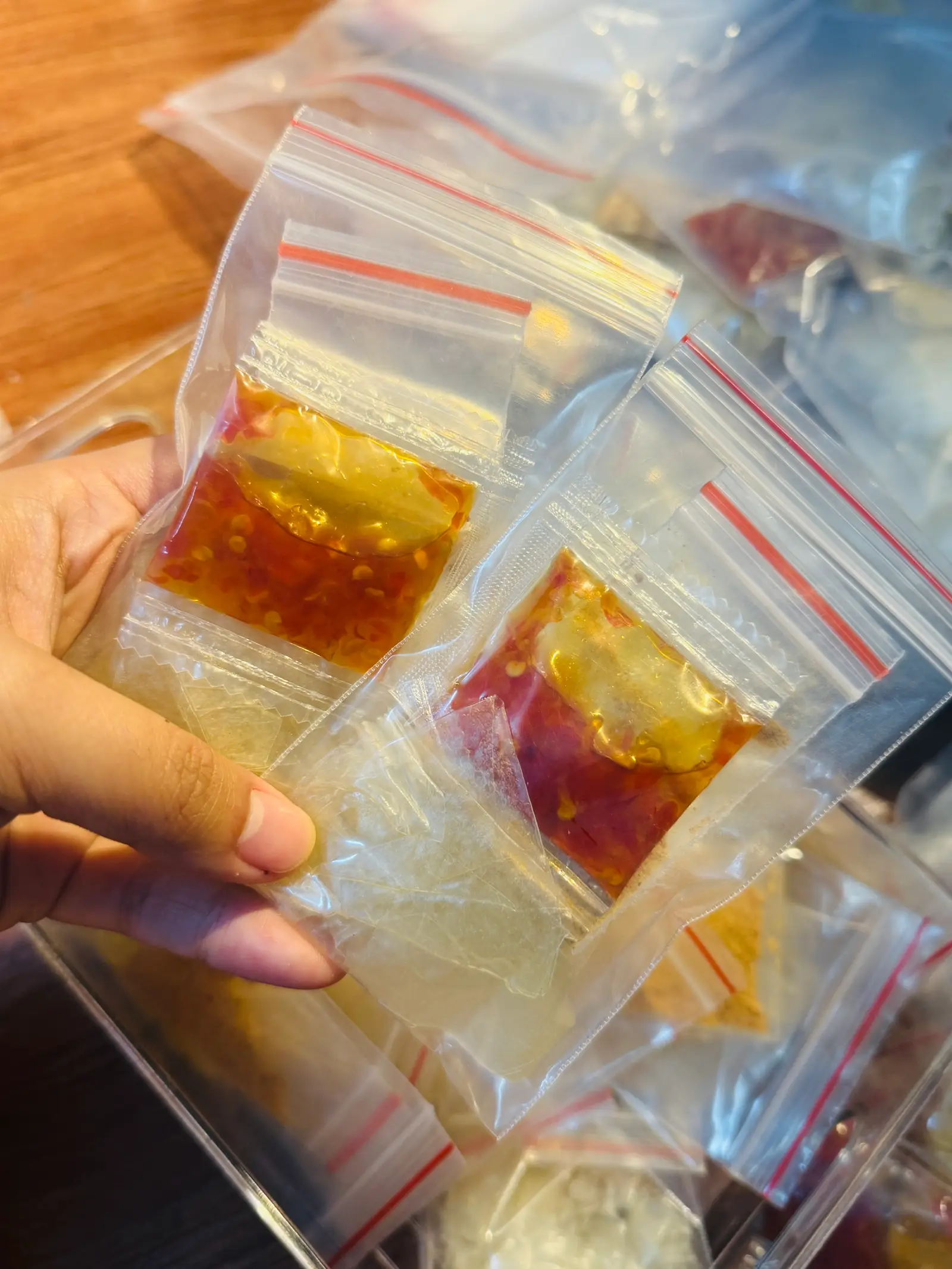 Hình ảnh Bánh tráng mini- muối nhuyễn ớt tim-10bịch