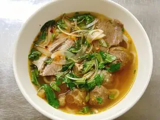 Hình ảnh Bún Bò Nạm Gân Viên