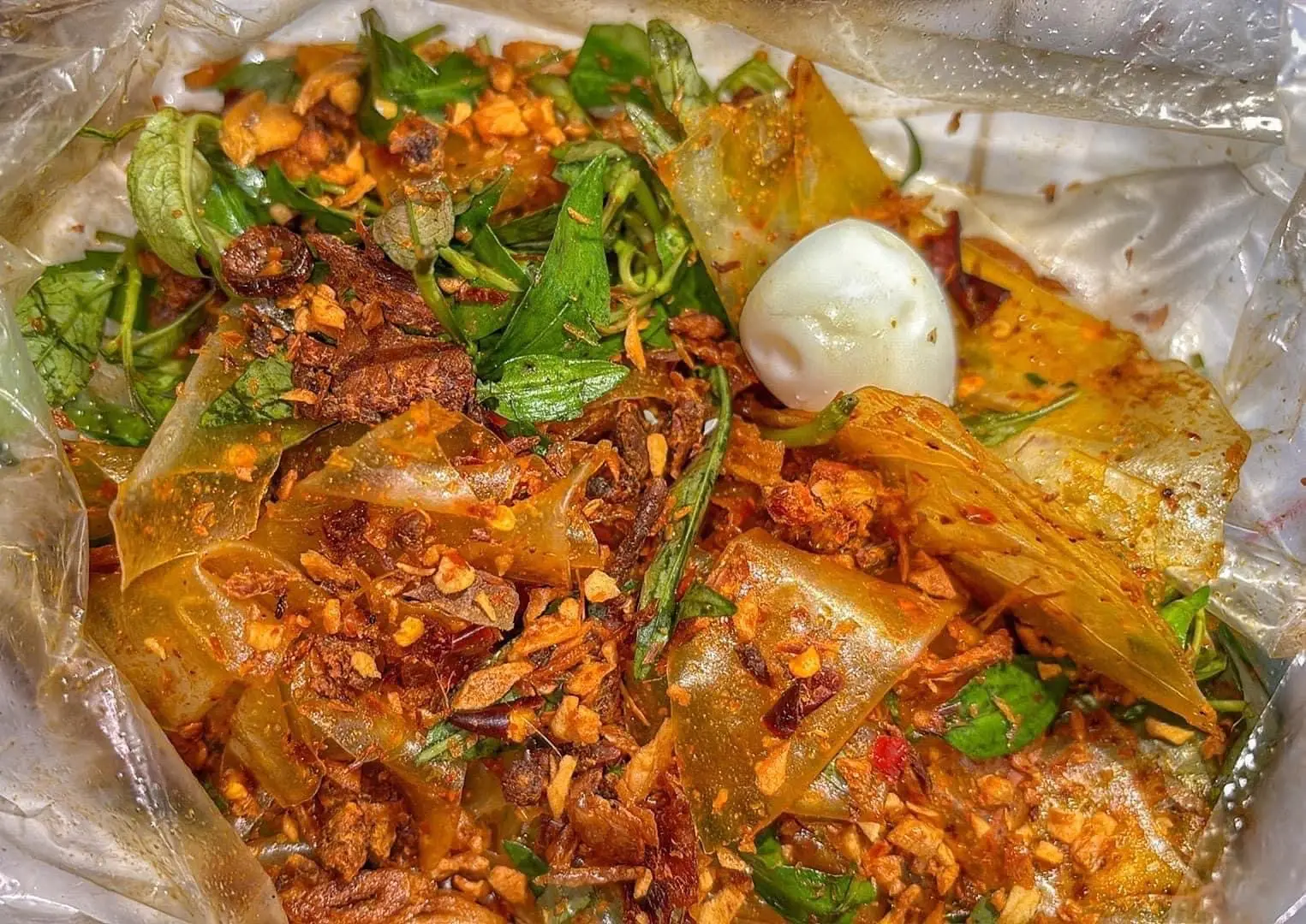 Hình ảnh Bánh Tráng Trộn Muối Bò Sate