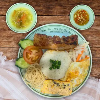 Hình ảnh Cơm nọng heo đầy đủ