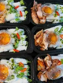 Hình ảnh bánh hỏi heo quay 