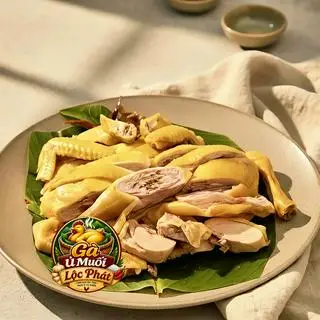 Hình ảnh Gà ủ muối hoa tiêu nguyên con ( chặt sẵn ) + kèm 4 hũ sốt chấm muối hoa tiêu