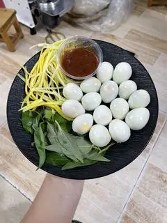 Hình ảnh Trứng Chấm Muối Sệt 