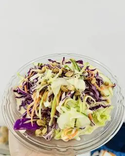 Hình ảnh Salat Cầu Vồng Tươi Giòn Sốt Mè Rang
