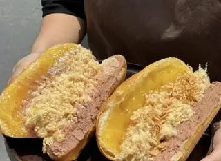 Hình ảnh Bánh Mì Không Chả 