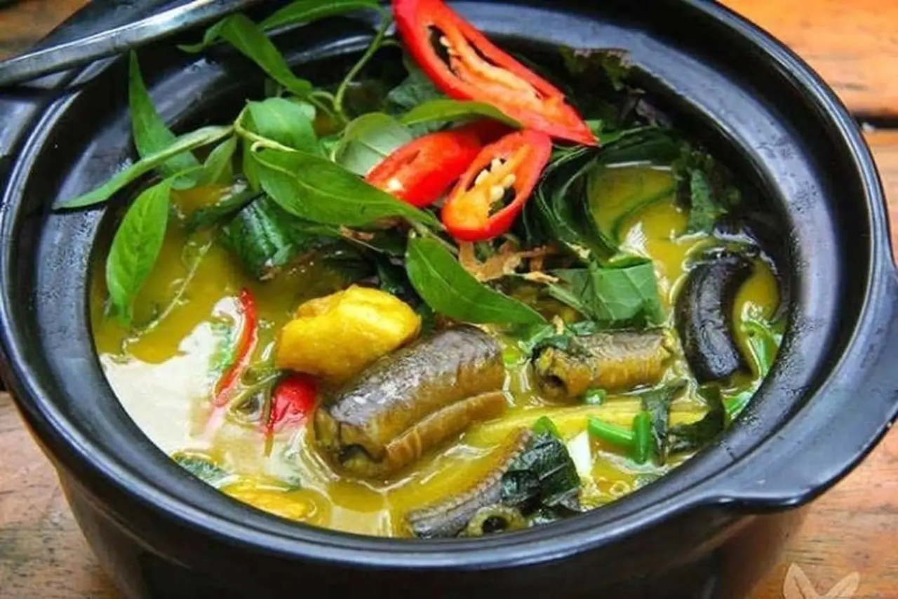 Hình ảnh Lươn om chuối đậu