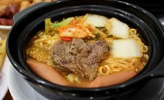 Hình ảnh Mì Cay Kim Chi Bò