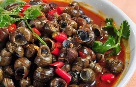 Hình ảnh ốc nhỏ xào me dừa