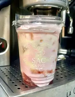 Hình ảnh Sữa dâu lắc milk foam