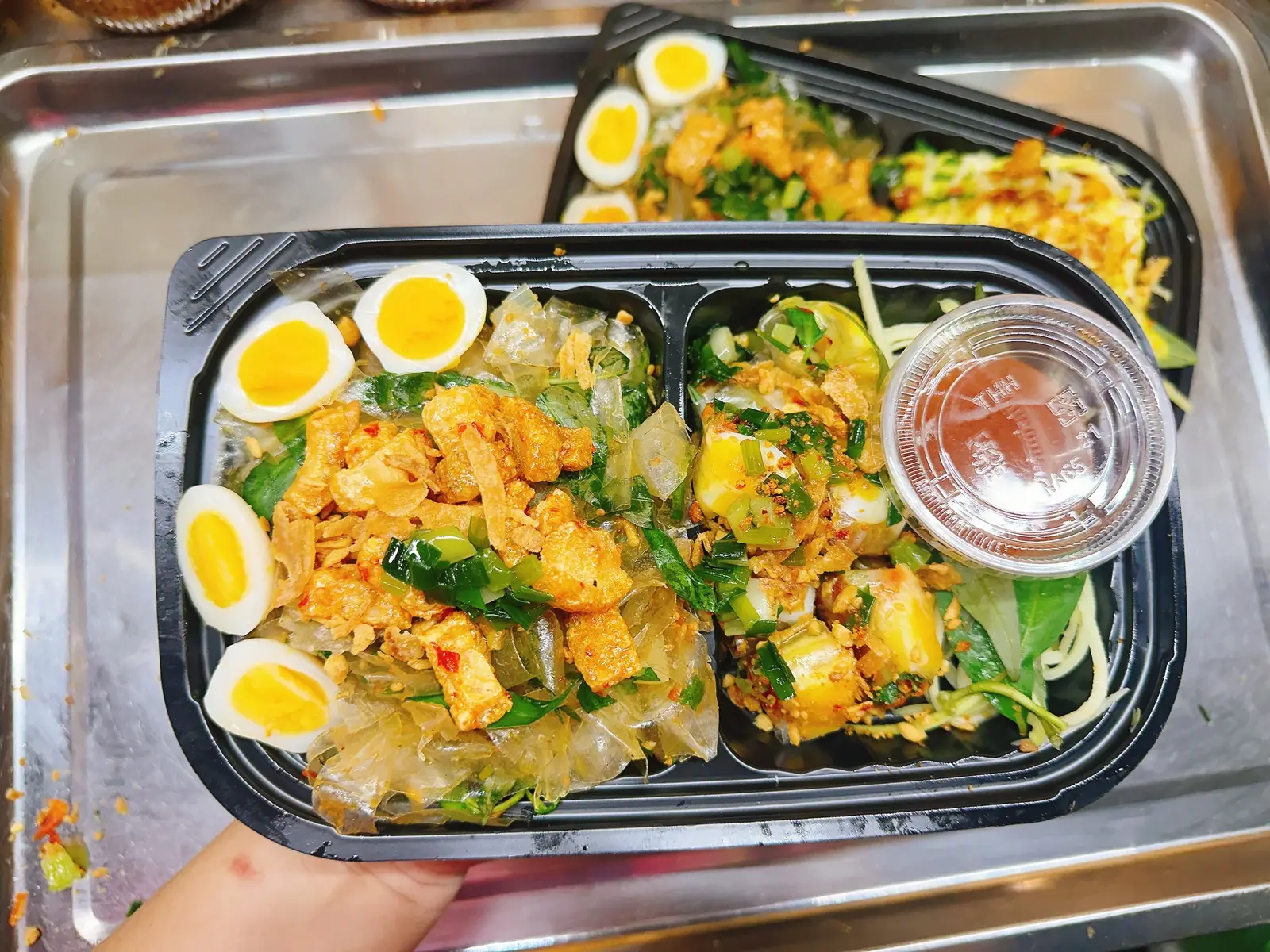 Hình ảnh Mix Trộn Mỡ Hành Tóp Mỡ + Cuốn Mỡ Hành