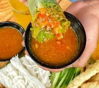 Hình ảnh Nước chấm thêm