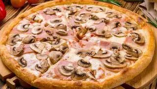 Hình ảnh Prosciutto e funghi