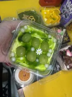 Hình ảnh Tiramisu Nho Xanh