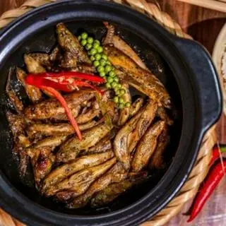 Hình ảnh Cá Bống Kho Tộ - Phần Nhỏ