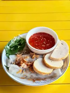 Hình ảnh Bánh cuốn chả lụa-chả chiên