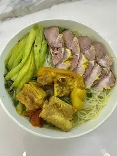 Hình ảnh Bún sườn móng lưỡi