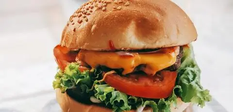 Hình ảnh Burger Queen- Burger bò Úc