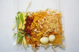 Hình ảnh Bánh tráng trộn truyền thống