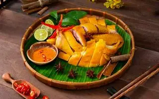 Hình ảnh Gà Ủ Muối Nửa Con - Hâm Nóng