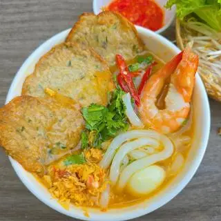 Hình ảnh Bánh canh ghẹ tôm chả cá