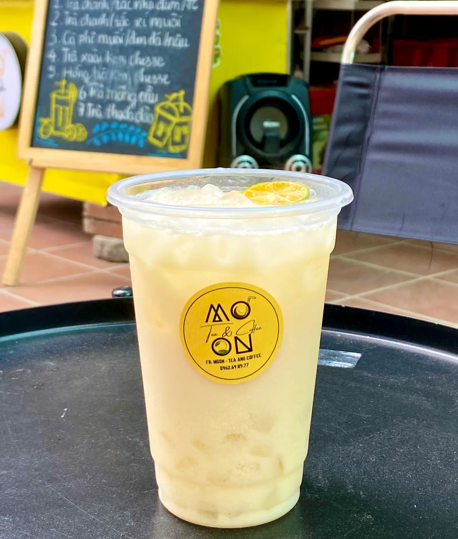 Hình ảnh Trà tắc lắc sữa 