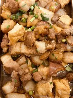 Hình ảnh THỊT KHO ĐẬU HỦ