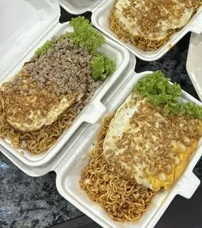 Hình ảnh Mì Trộn INDOMIE Thịt Bằm Ốp La