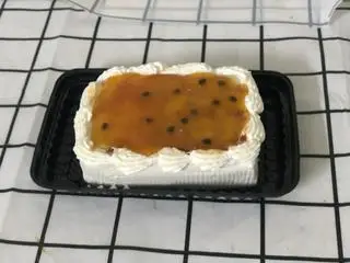 Hình ảnh Bánh gato kem tươi Chanh leo