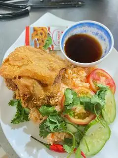 Hình ảnh Cơm ức gà rán