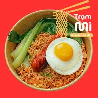 Hình ảnh Mì Trộn - Trứng, Xúc Xích