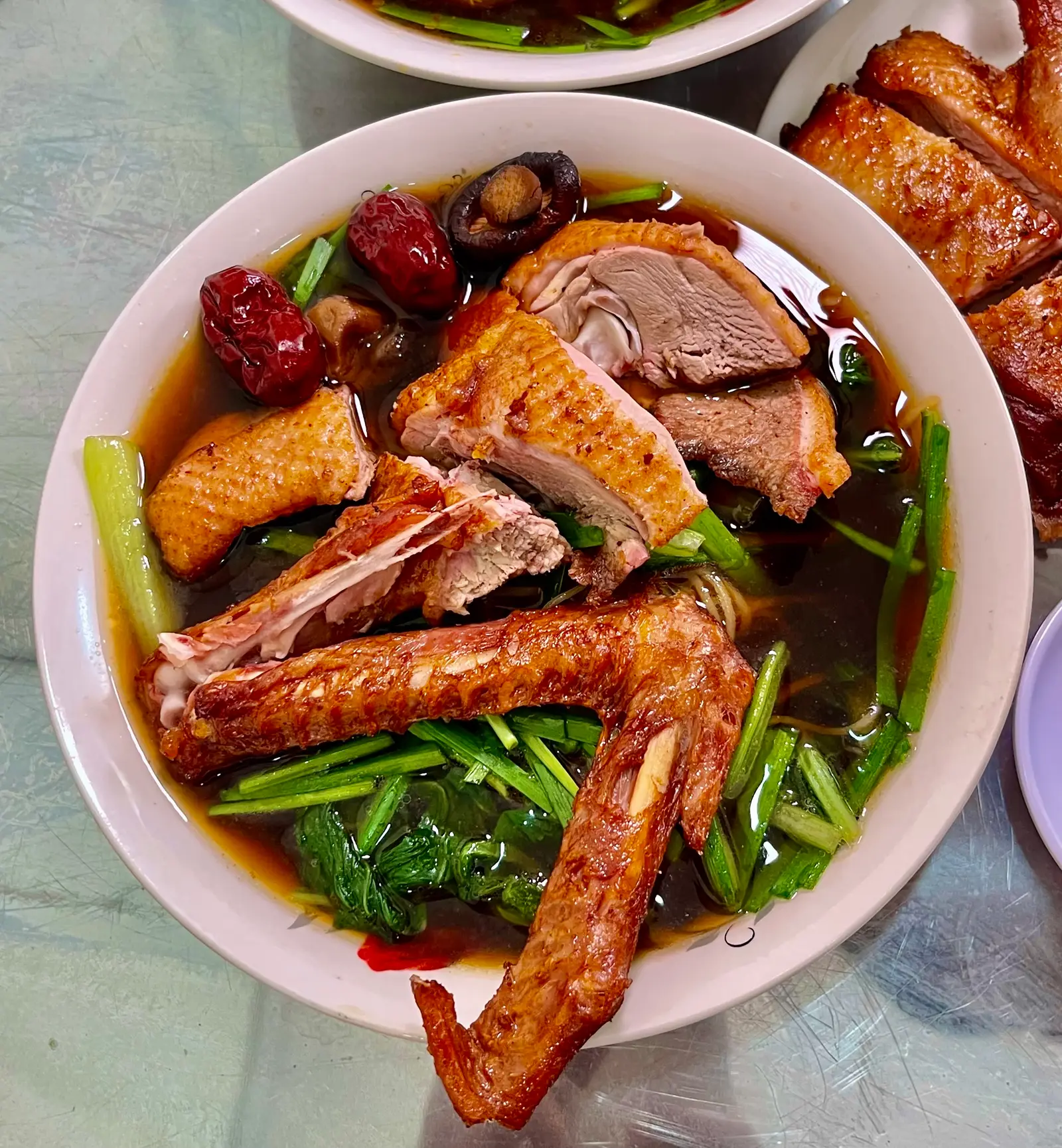Hình ảnh Mì cánh vịt