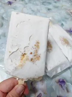 Hình ảnh kem chuối cốt dừa tuổi thơ _ sét 10 cây 