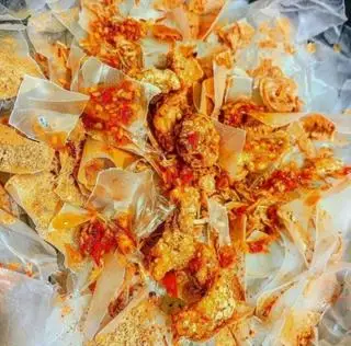 Hình ảnh Bánh tráng muối sate tóp mỡ