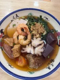 Hình ảnh Bún riêu cua tôm - bạch tuộc
