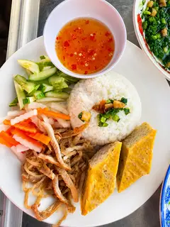 Hình ảnh cơm  bì chả