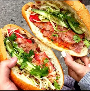 Hình ảnh Bánh mì thịt nguội
