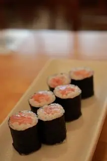 Hình ảnh MAKI CÁ HỒI