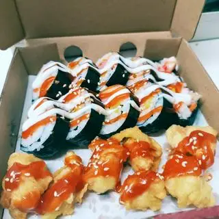 Hình ảnh Set KimBap Truyền Thống Gà Viên 