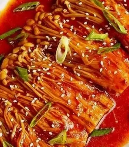 Hình ảnh Nấm kim châm sốt cay