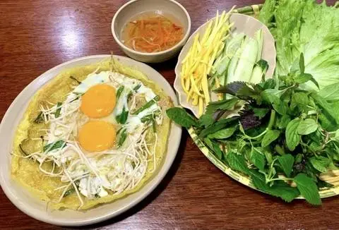 Hình ảnh Bánh xèo trứng