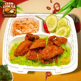 Hình ảnh Cơm Gà Chiên Giòn Xanh – Da Giòn Cực Đã