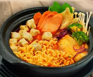 Hình ảnh Mì cay sao cũng được