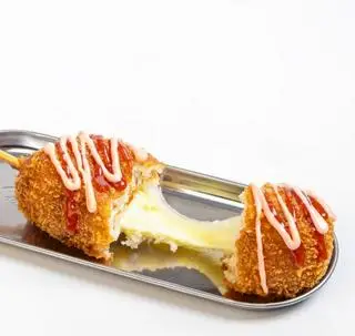 Hình ảnh Hotdog phô mai 치즈 핫도그
