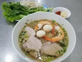 Hình ảnh Mì tươi tôm ,thịt nạt, trứng cút 