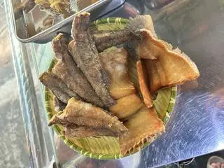 Hình ảnh CƠM KHÔ CÁ DỨA CHIÊN 